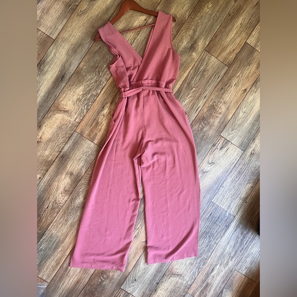 Womens size L- light pink jumpsuit - Picture 3 of 5
